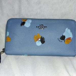 COACH ACCORDION ZIP FIELD FLORA PRINT